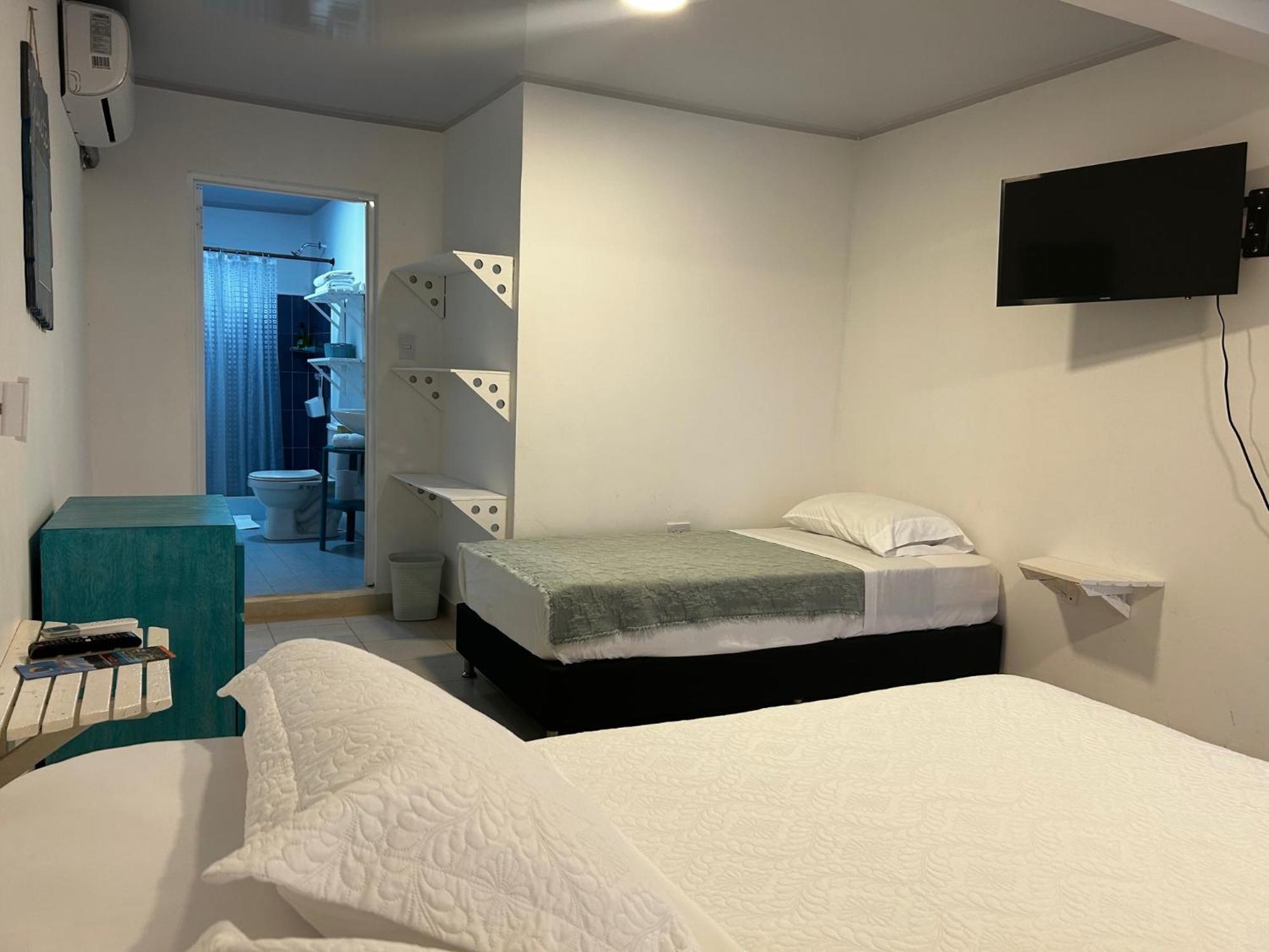 Hotel Miss Francias Home Santa Catalina Island Bagian luar foto