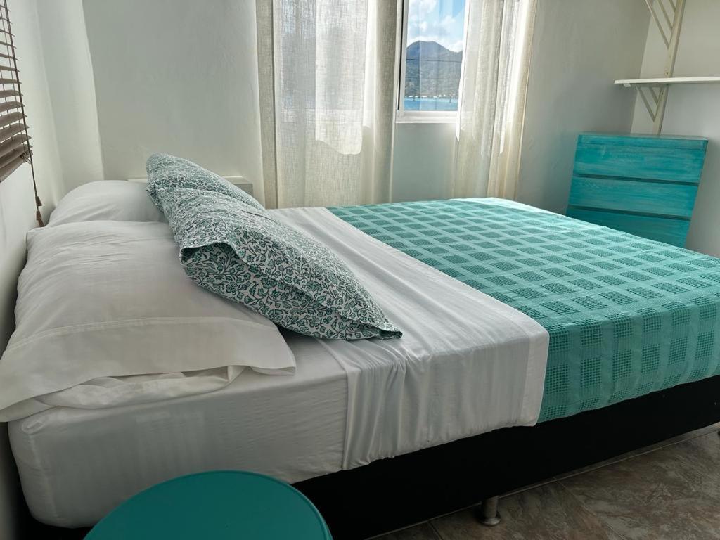 Hotel Miss Francias Home Santa Catalina Island Bagian luar foto